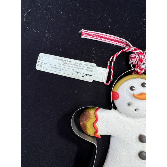 New Hallmark Gingerbread Man Cookie Cutter Iced Christmas Ornament - Picture 2 of 4